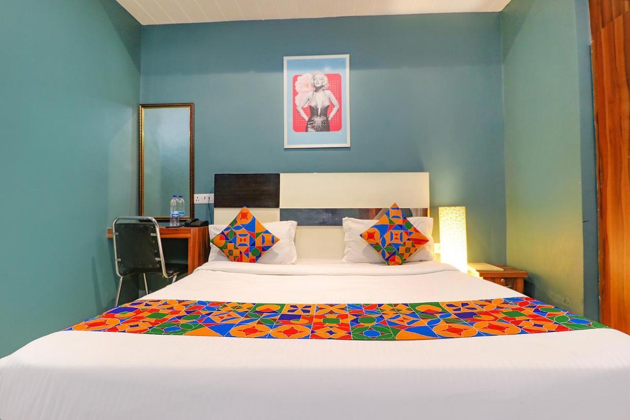 Fabhotel Church House Rohini Delhi  Exterior foto